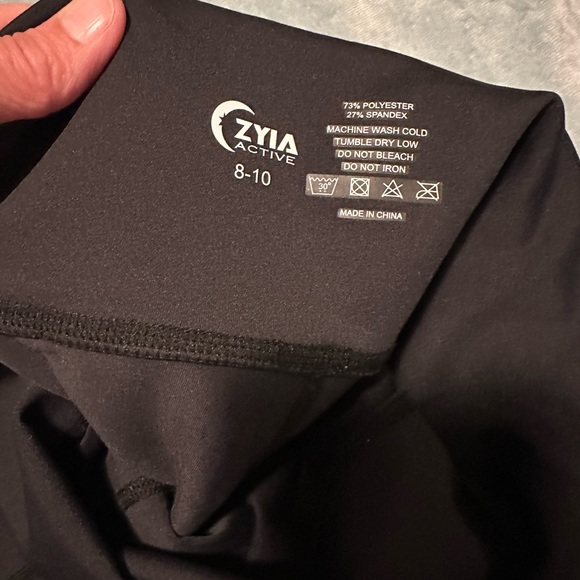 Zyia lot size 8 - Picture 4 of 11